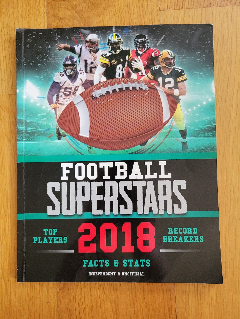 Book: Football Superstars 2018